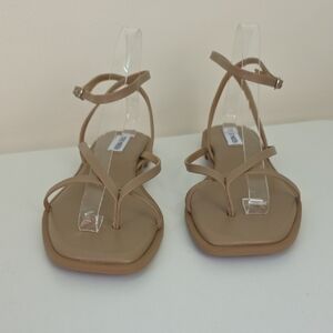 Steve Madden Tan Strappy Sandals. Size 10. NWOT